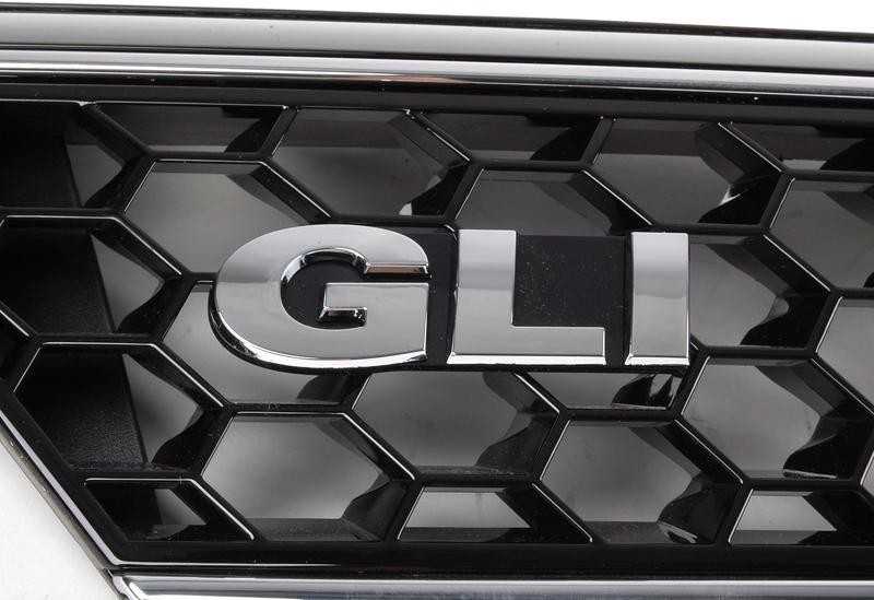 Vag Radiator Grille Jetta Sagitar Vento 2011 2014 Originalus 5C6853651B041