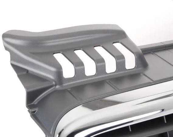 VAG Radiator Grille Pilka AUDI A4 S4 05 08 Originalus 8E0853651Q1QP