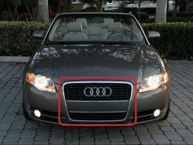 VAG Radiator Grille Pilka AUDI A4 S4 05 08 Originalus 8E0853651Q1QP