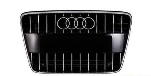 Vag Radiatoriaus Grotelės Su Numerio Ženklo Laikikliu Juodos Blizgios Audi Q7 2010 2016 Originalus 4L0853651GT94