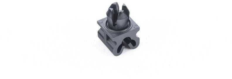 VAG Rankena Originalus 8A0611797