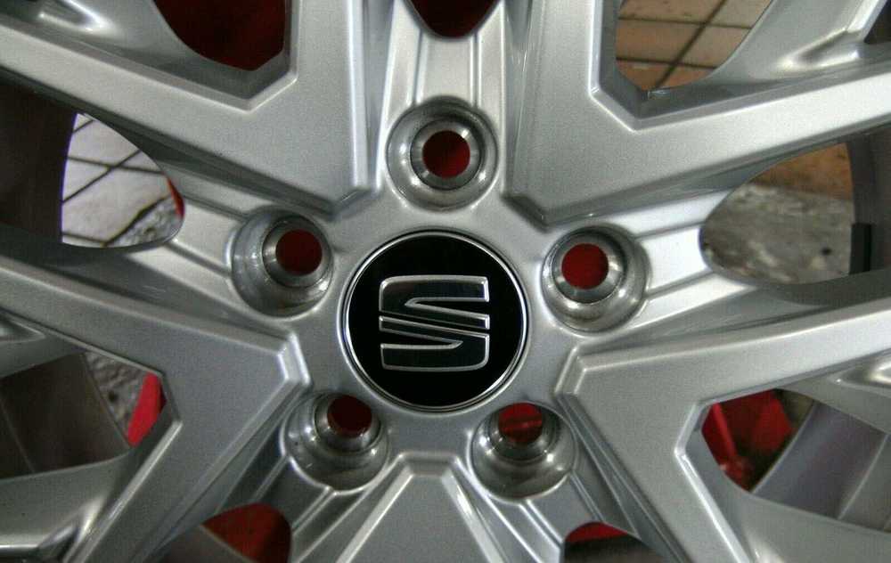 VAG SEAT ATECA ratų stebulės centrinis dangtelis originalus 5F0601171CBX