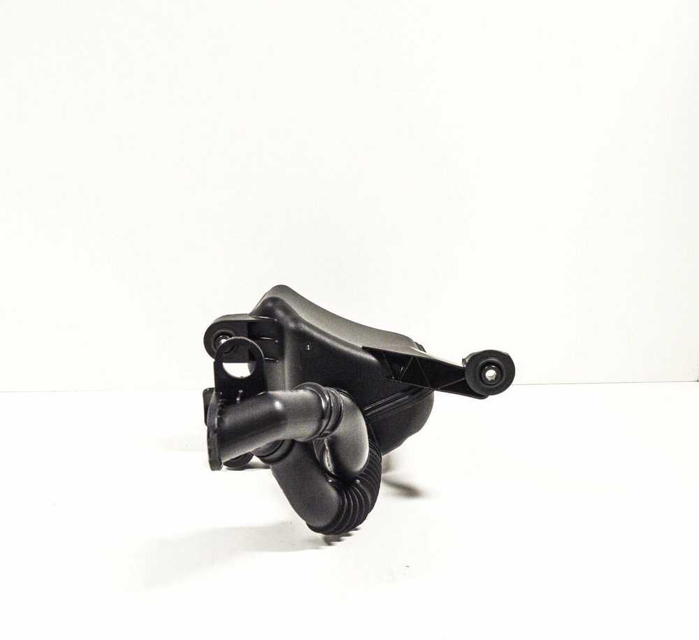 VAG rezonatorius VW CC Jetta Passat 163 358 A32 A33 1K0129951