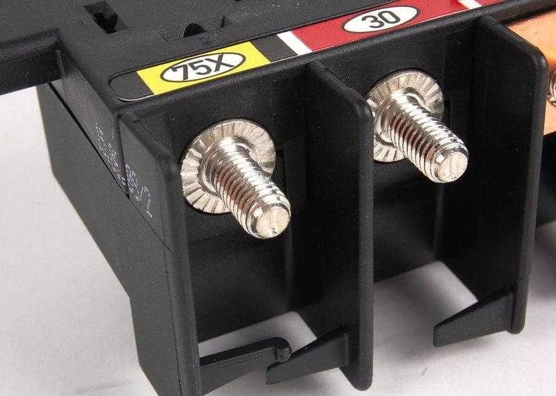 VAG Rysio Dezes Relės Dėžė Volkswagen Passat Audi A4 A6 A8 Originalus 8L0941822A