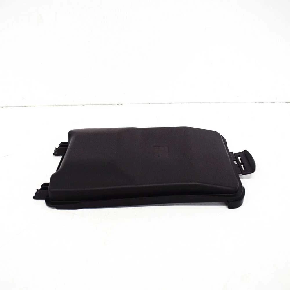 VAG Skoda Octavia A7 Baterijos dangtelis Originalus 8U0915443