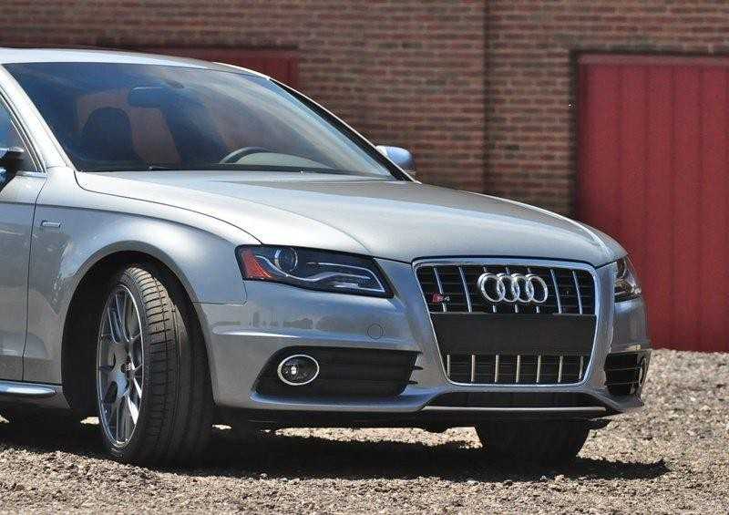 Vag Spoileris Audi A4 Avant 2008 2012 Originalus 8K0807110A2ZZ