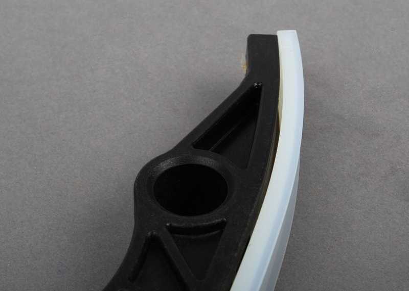 VAG Stumdomas bėgis Audi A3 2016-2017 Volkswagen Golf 2013-2017 Originalus 06H109509Q