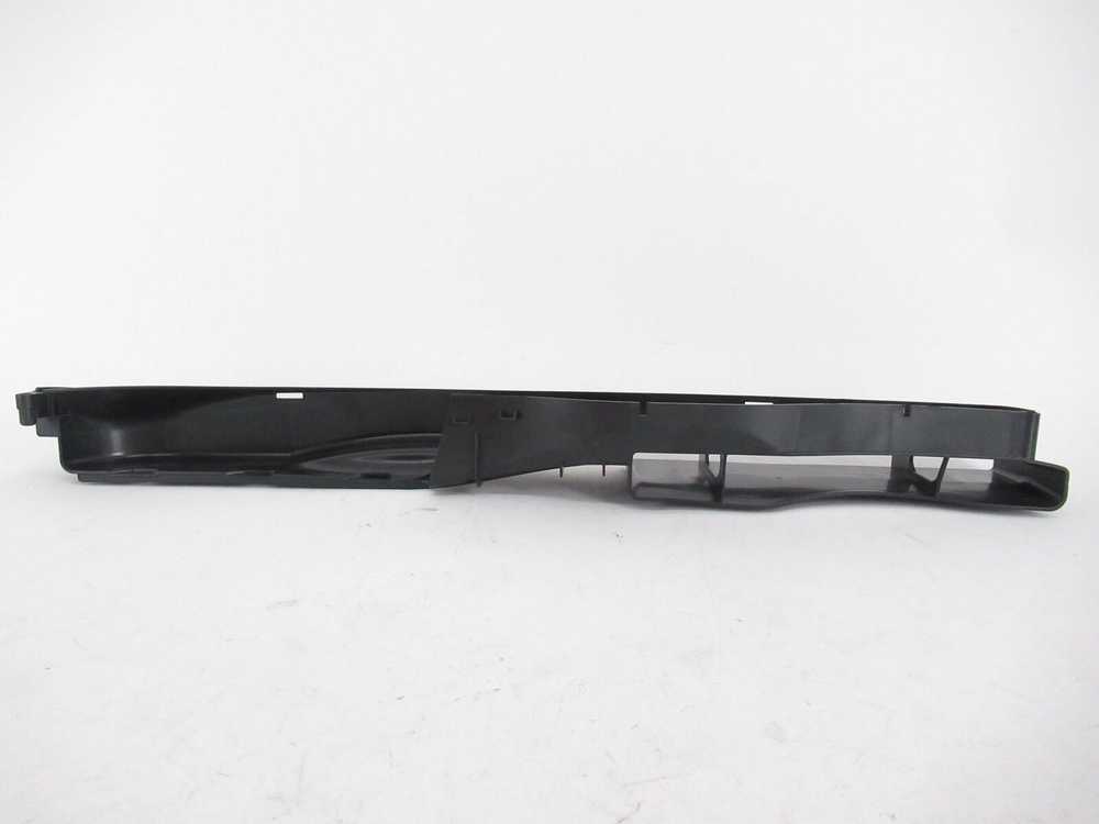 VAG Tiekiamas oro kanalas Audi A3 2016-2017 Volkswagen Golf Originalus 5QM129254