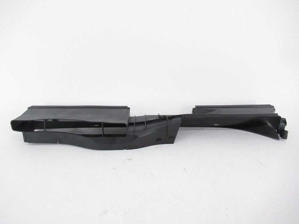VAG Tiekiamas oro kanalas Audi A3 2016-2017 Volkswagen Golf Originalus 5QM129254