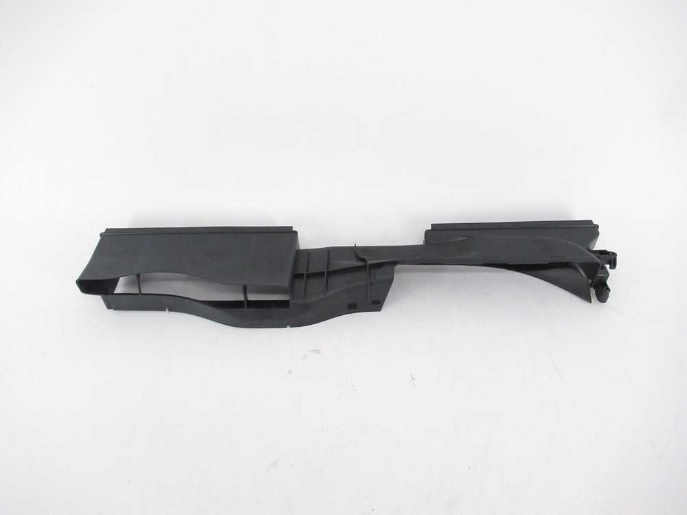 VAG Tiekiamas oro kanalas Audi A3 2016-2017 Volkswagen Golf Originalus 5QM129254