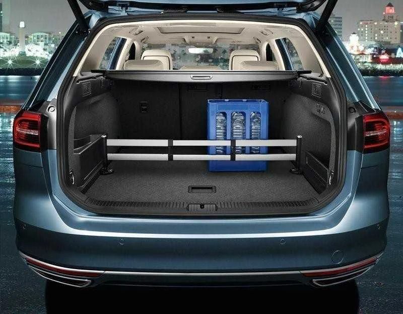 VAG Trunk Socket Module Originalus 000061166A VW Golf VII (A7-5G) 2013- VW Golf VII (A7-5G) Variant 2014- VW Golf VII R (A7-5G) Variant 2016- VW Golf VII (A7-5G) Alltrack 2015- VW Passat VIII (B8-3G) Variant 2015- VW Passat VIII (B8-3G) Alltrack 2015- VW Tiguan (5N) 2007 - 2011 VW Tiguan (5N Facelift) 2012 - 2016