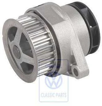 VAG Vandenpumpė Golf Mk3 Polo 6N Originalus 030121008D