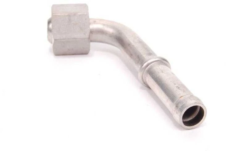 VAG Vandens Vamzdis Audi A4 A6 Volkswagen Passat Originalus 058121492A