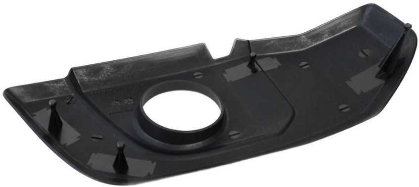 Vag Variklio Skydelio Apsauga Audi Rs3 Rsq3 07K103925E