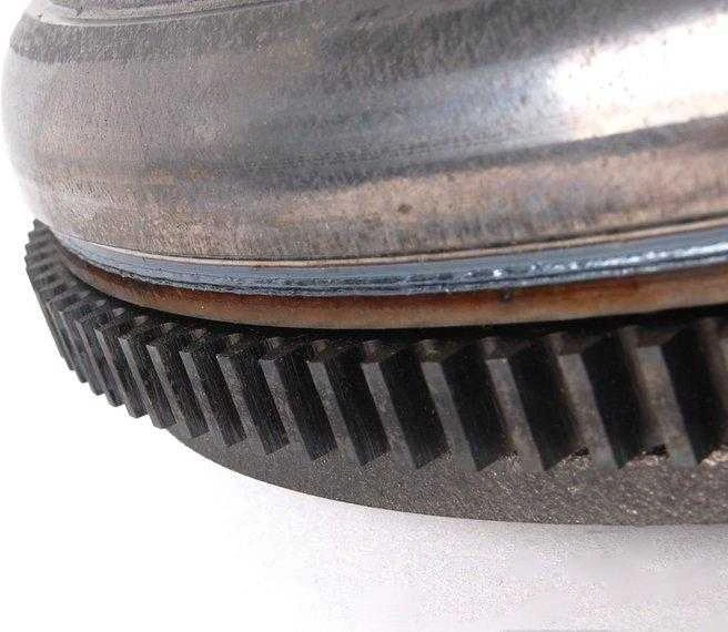 Vag Variklio Svoris Audi Tt Volkswagen Golf 2003 2006 Originalus 022105266L