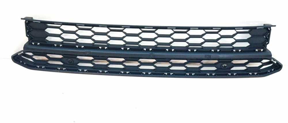 VAG Volkswagen Amarok Oro Uodegaus Grotelės Rėmelis 2H68536719B9