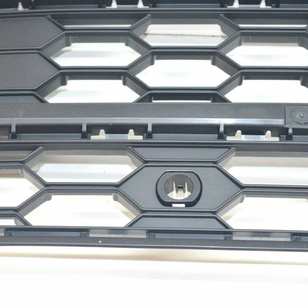 VAG Volkswagen Amarok Oro Uodegaus Grotelės Rėmelis 2H68536719B9