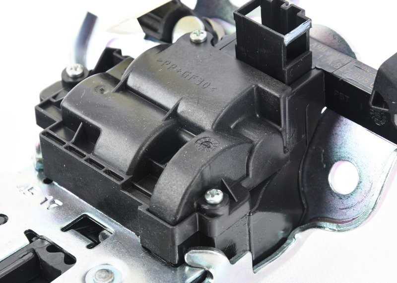 VAG "Volkswagen" bagažinės užrakto pavara 17A827505 Originali