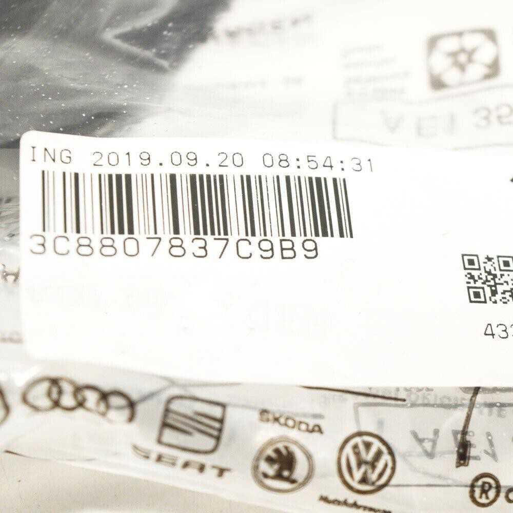 VAG Volkswagen CC Galinės Kairės Ratų Angos Apdaila 3C8807837C NAUJA ORIGINALI