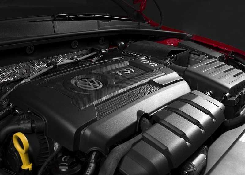 VAG Volkswagen Golf Mk VII 2.0 priekinio variklio dangčio detalė originali 06K103925AA