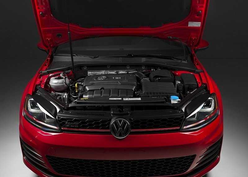 VAG Volkswagen Golf Mk VII 2.0 priekinio variklio dangčio detalė originali 06K103925AA
