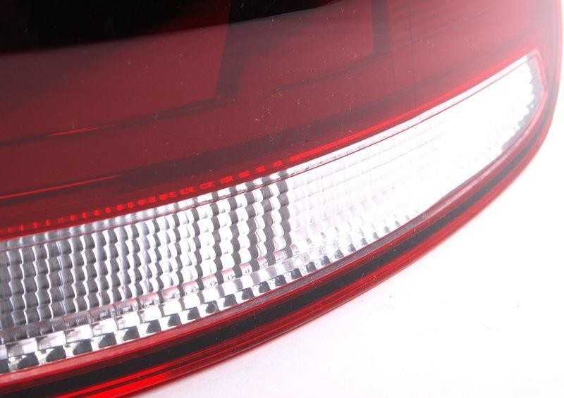 VAG VOLKSWAGEN GOLF MK6 galinis dešinysis tamsintas žibintas 5K0945096Q NAUJAS GENUINALUS