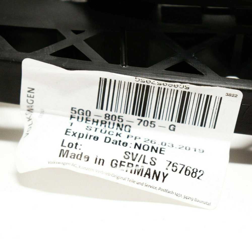 Vag Priekinio Bamperio Atramos Laikiklis Volkswagen Golf Mk7 Originalus 5G0805705G
