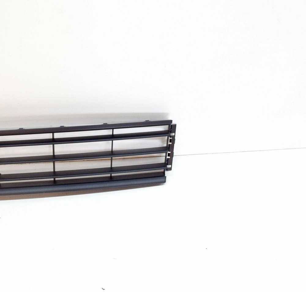 VAG Volkswagen PASSAT B7 Priekinis Bamperis Apatinė Centrinė Grotelė 3AA8536719B9 NAUJA ORIGINALI
