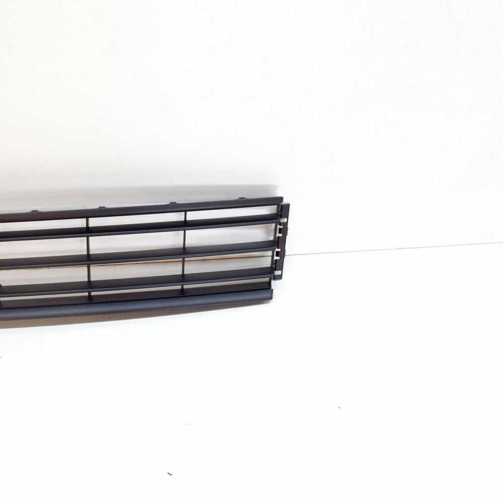 VAG Volkswagen PASSAT B7 Priekinis Bamperis Apatinė Centrinė Grotelė 3AA8536719B9 NAUJA ORIGINALI