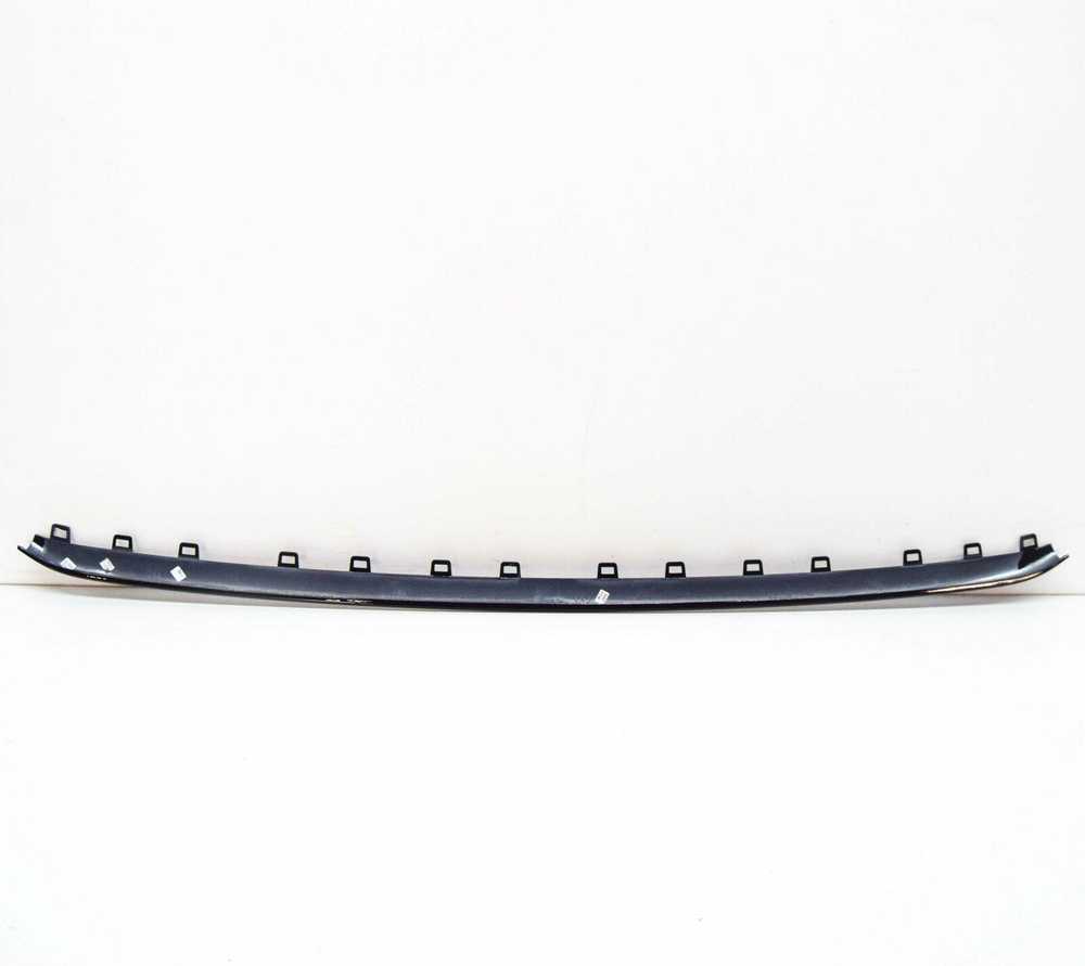 VAG Volkswagen PASSAT B7 R-Line priekinio bamperio grotelių apdaila originali 3AA853711041