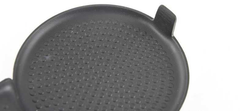 VAG Volkswagen PASSAT B7 Titan juodas įdėklas puodelio laikikliui originalus 56186330182V