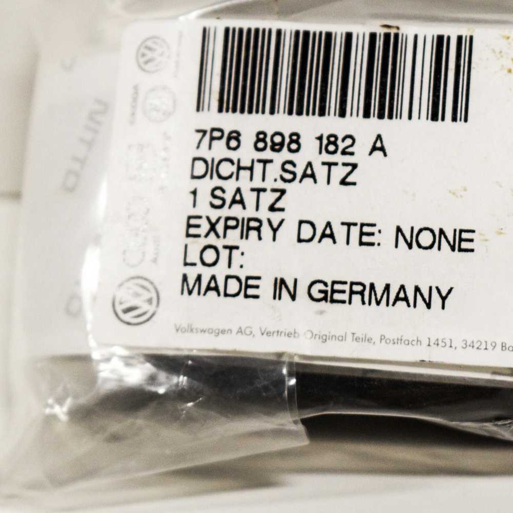 VAG "Volkswagen Touareg 7P" stogo bagažinės tarpiklių rinkinys originalus 7P6898182A
