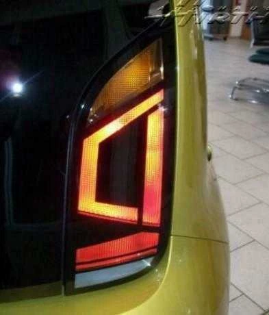 VAG "Volkswagen UP" galinis žibintas galinis dešinysis žibintas originalus 1S0945096H