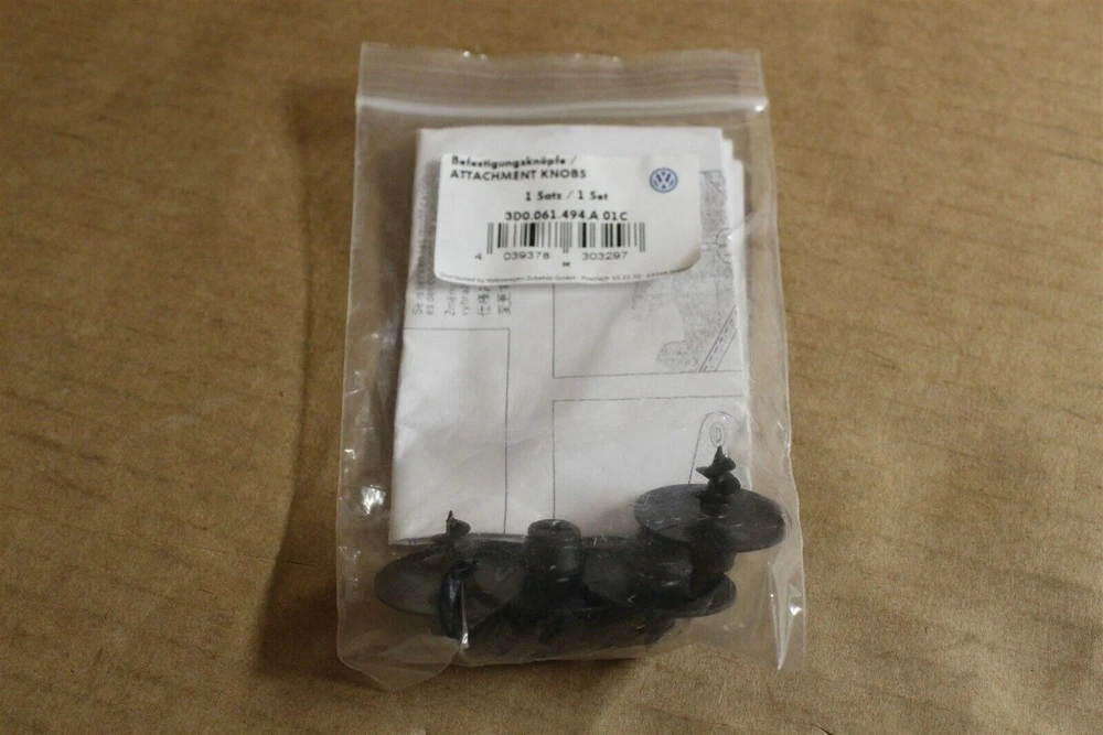 VAG VW Amarok Eos grindų kilimėlio tvirtinimo rinkinys Push Type 3D0061494A 01C originalus