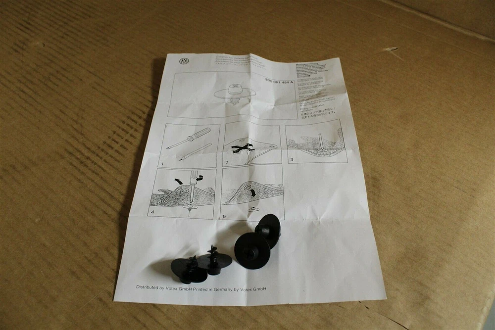 VAG VW Amarok Eos grindų kilimėlio tvirtinimo rinkinys Push Type 3D0061494A 01C originalus