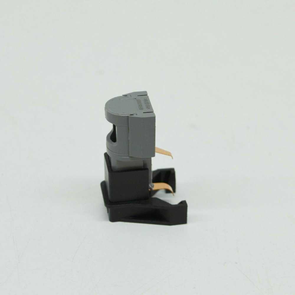 VAG VW Audi Audi Seat Skoda Cigarečių žiebtuvėlio kasetė originali 6K0919243