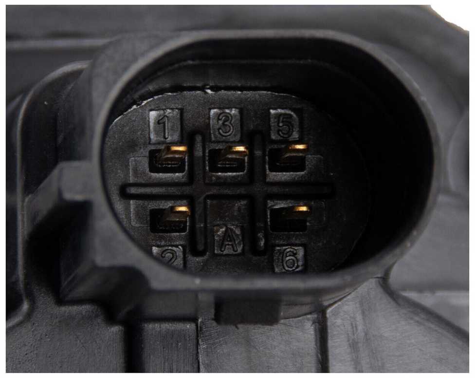 VAG VW AUDI išmetamųjų dujų rekuperacijos aušintuvas Originalus 05913151515FS