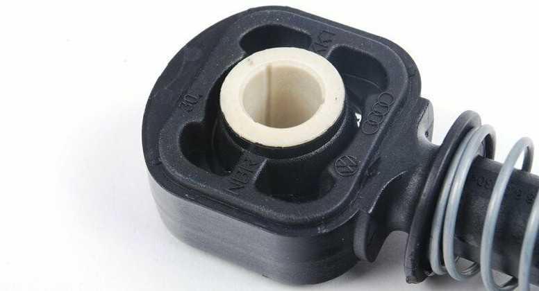VAG VW AUDI SEAT SKODA Beetle Cabrio Bowden trosų fiksatorius originalus 1J0711761B