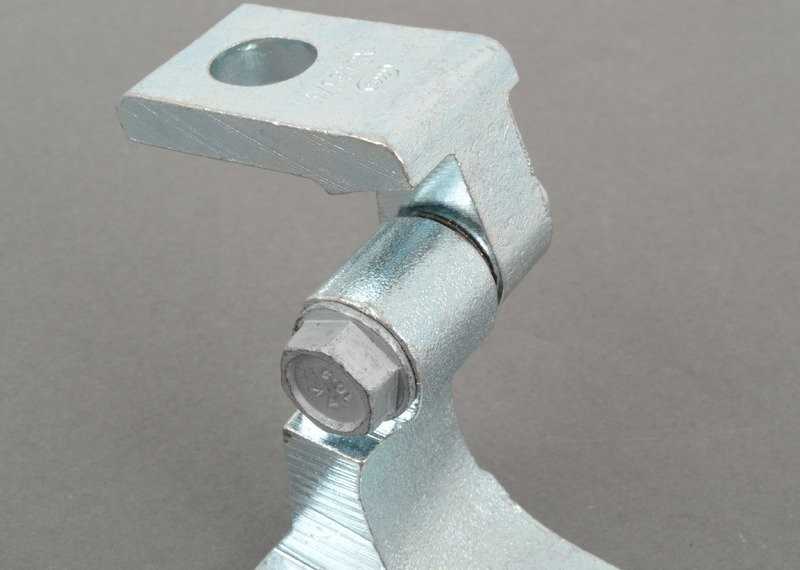 VAG VW B6 priekinių dešiniųjų durų viršutinių vyrių originalus 3C0831402D