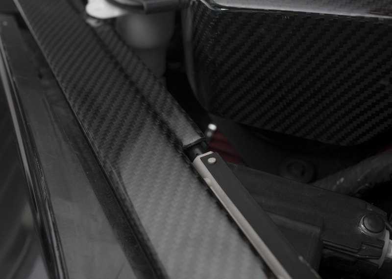 VAG VW GOLF 2013-2016 Radiatoriaus atraminės panelės viršutinė atrama dešinėje 5G0805932 Originali
