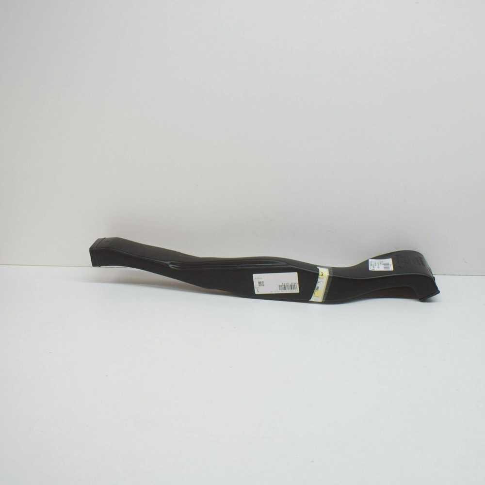 VAG VW GOLF MK5 centrinės konsolės oro kreipiančioji originali 5M0819633