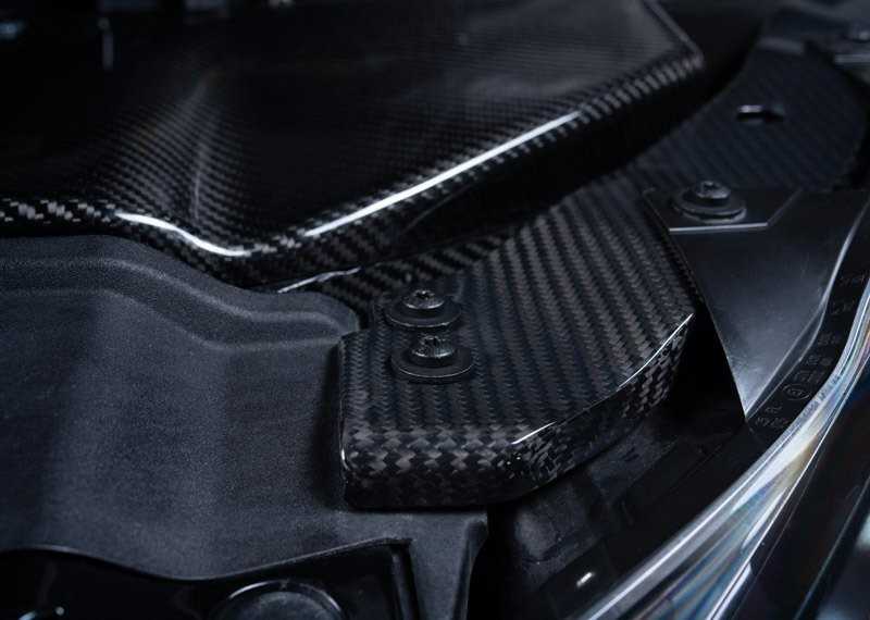 VAG VW GOLF MK6 09-14 O/S Dešinysis viršutinio žibinto atramos laikiklis 5K0806930B Originalus