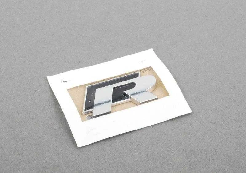 VAG VW GOLF MK6 MK7 R Chromuotas juodas ženkliukas su emblema bagažinėje originalus 1K8853675KFXC