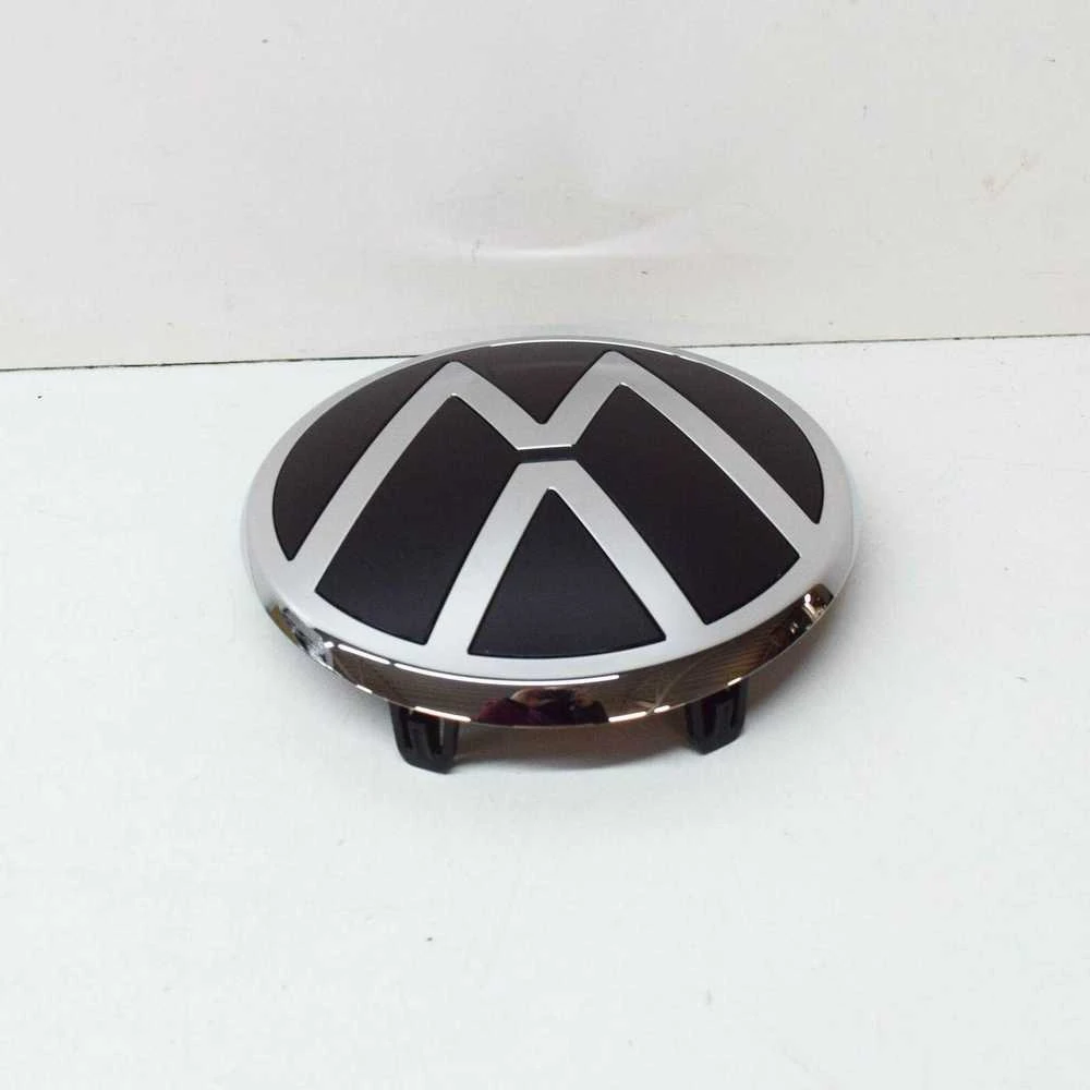 VAG VW GOLF MK8 priekinė dalis VW emblema su ženkliuku originali 5H0853601DDPJ