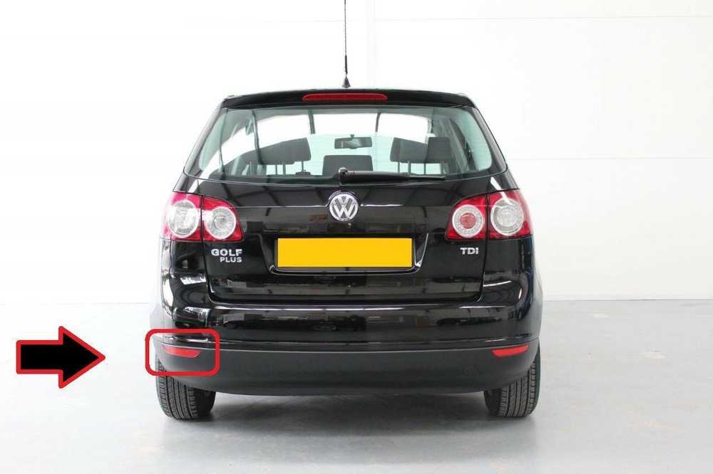 VAG VW GOLF PLUS 05-09 galinis bamperis kairės pusės N/S atšvaitas 5M0945105G originalus