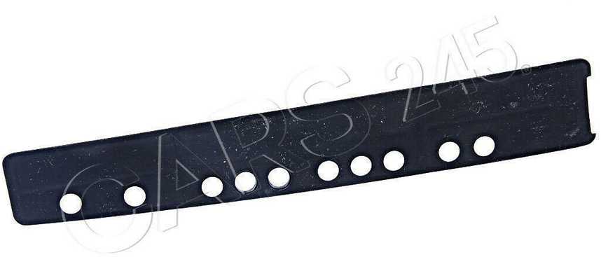 VAG VW Golf R32 GTI priekinė oro įsiurbimo apdailos plokštelė originali 5Q0129849A
