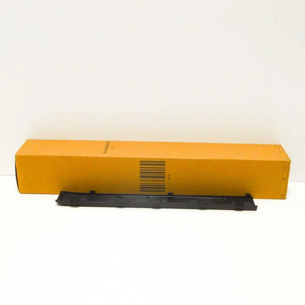 VAG VW Golf Touareg Phaeton variklio skyriaus centro dangtelis originalus 022103935AB