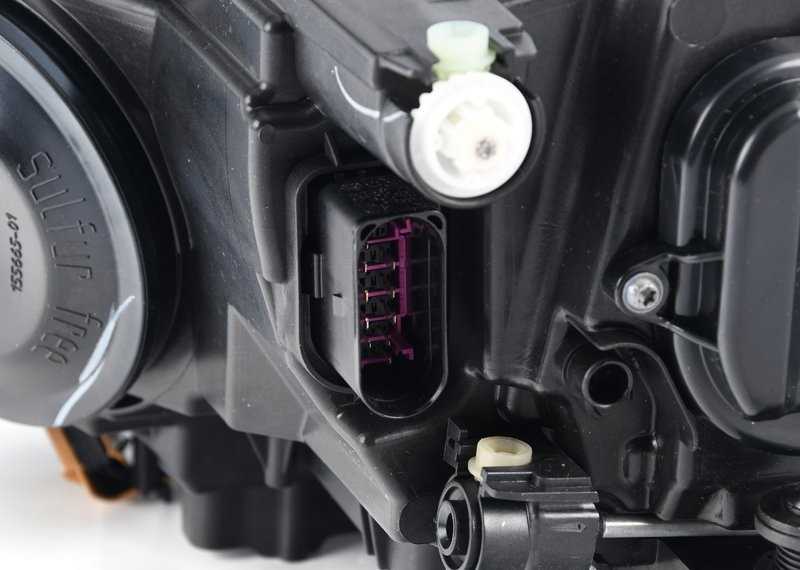 VAG "VW Golf Variant" priekinių žibintų posūkio žibintas ir LED DRL dešinė 5GM941754D originalus