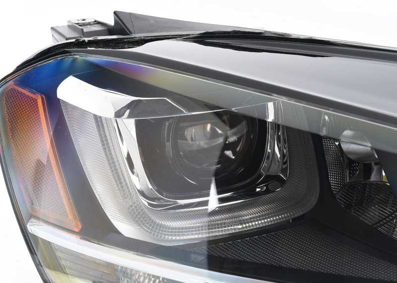 VAG "VW Golf Variant" priekinių žibintų posūkio žibintas ir LED DRL dešinė 5GM941754D originalus
