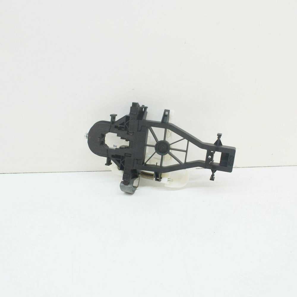 VAG VW kairės pusės stumdomųjų durų montavimo strypas 7E0843351C Originalus